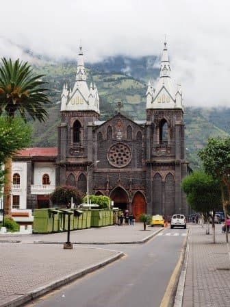 Sample Tours Image Banos