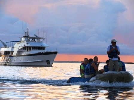 Galapagos-boat-Beluga