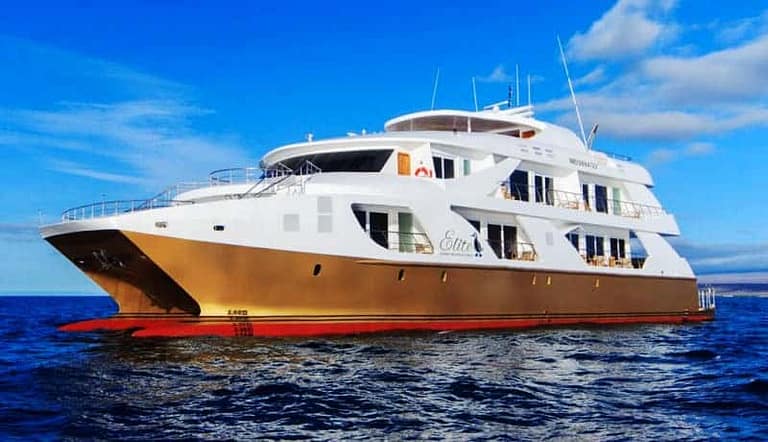 Galapagos-boat-Elite